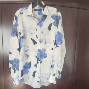 Elegant Floral Men's Shirt in Blue and White